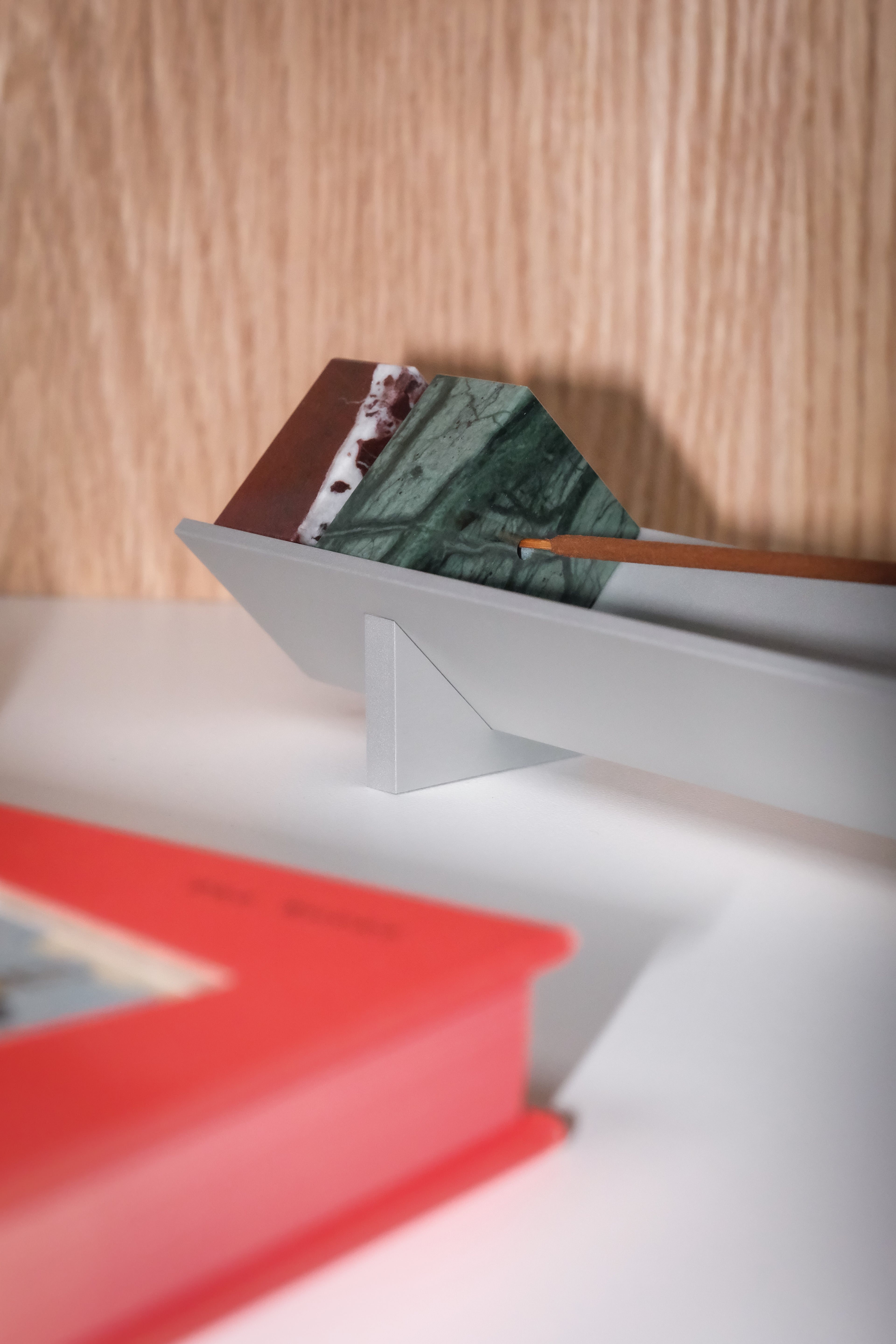 Crease Incense Holder