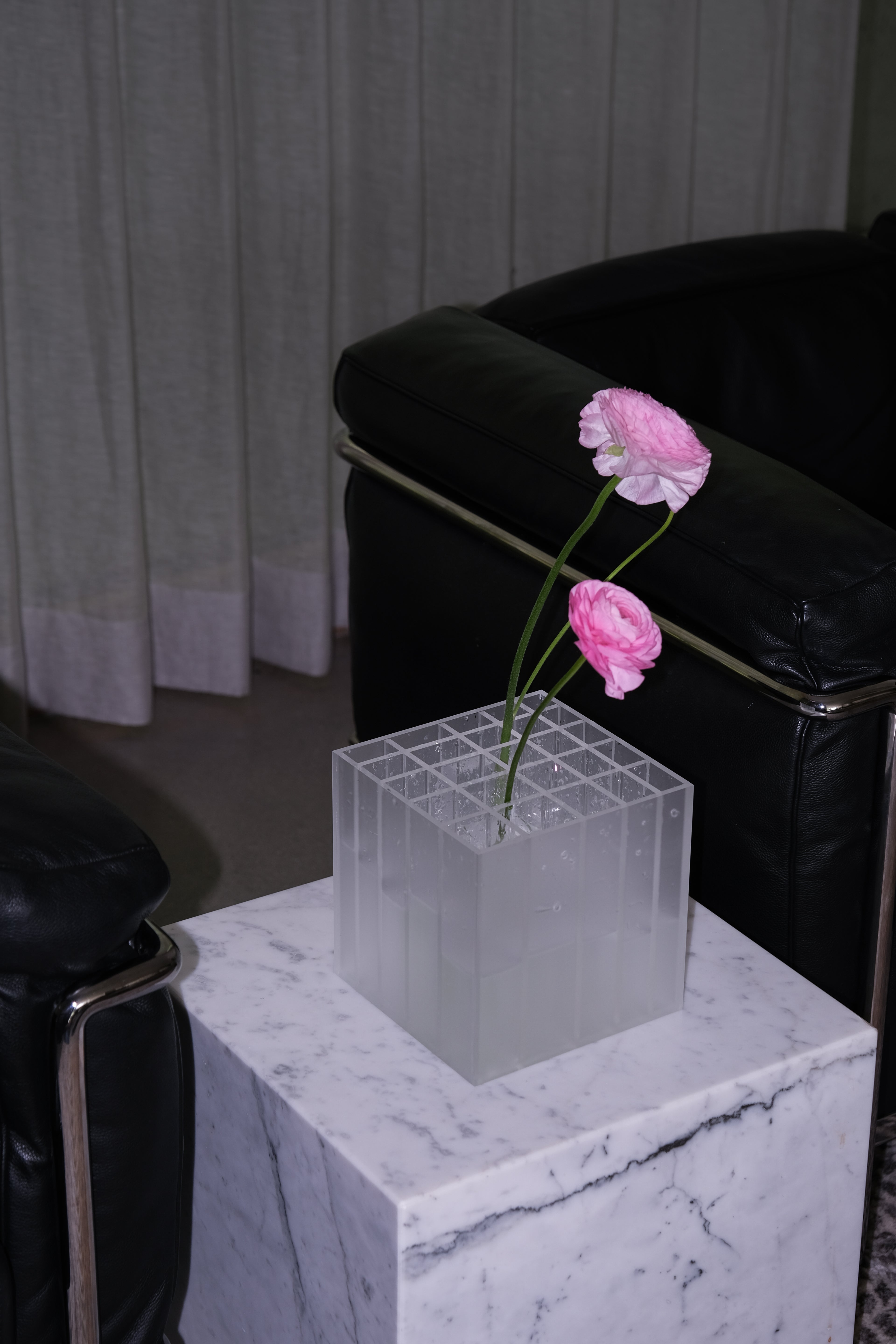 Ro Vase