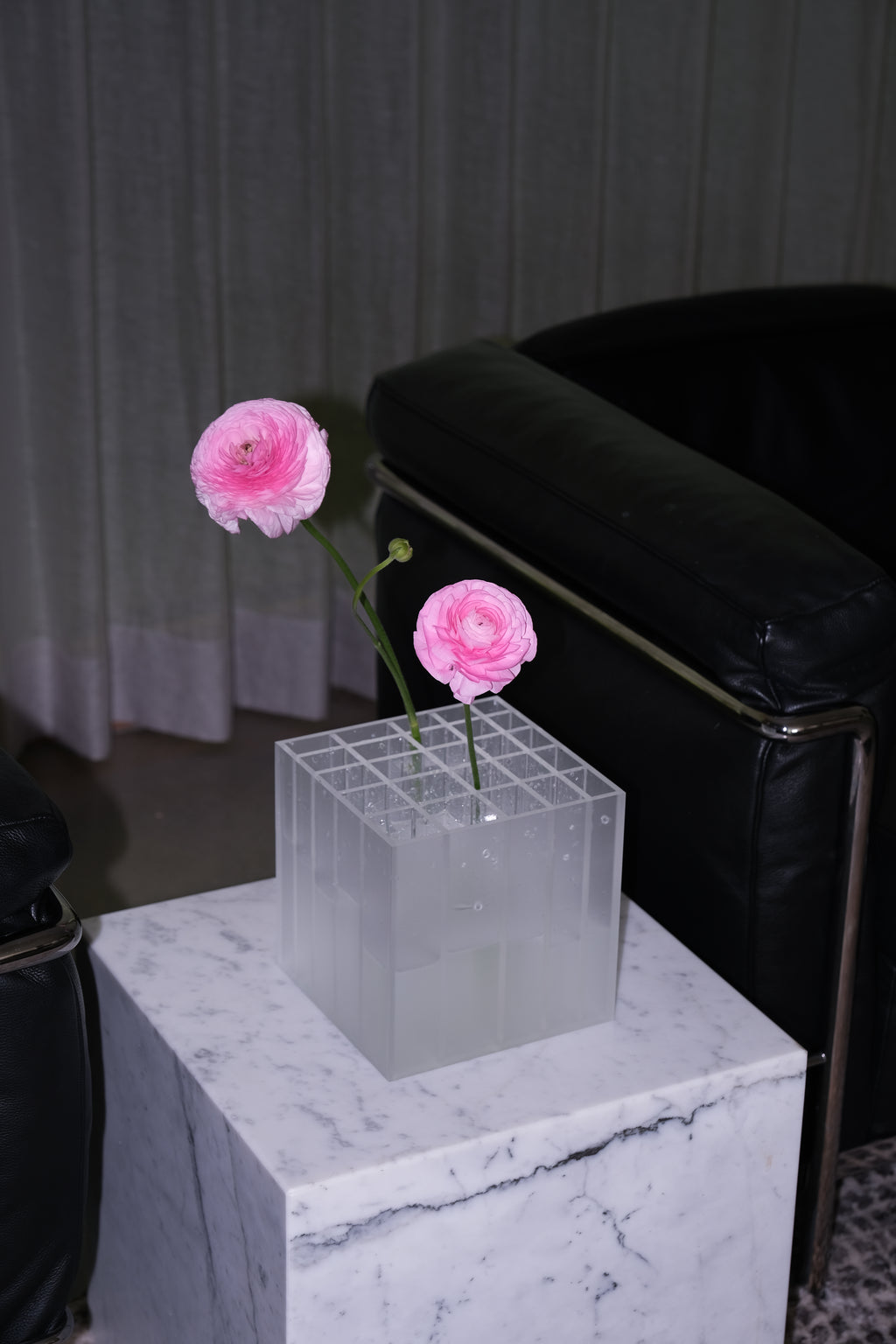 Ro Vase