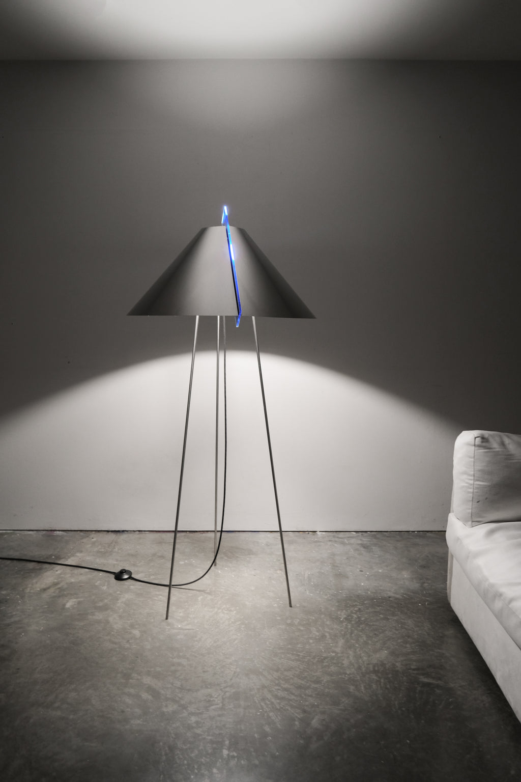 Nui Floor Lamp