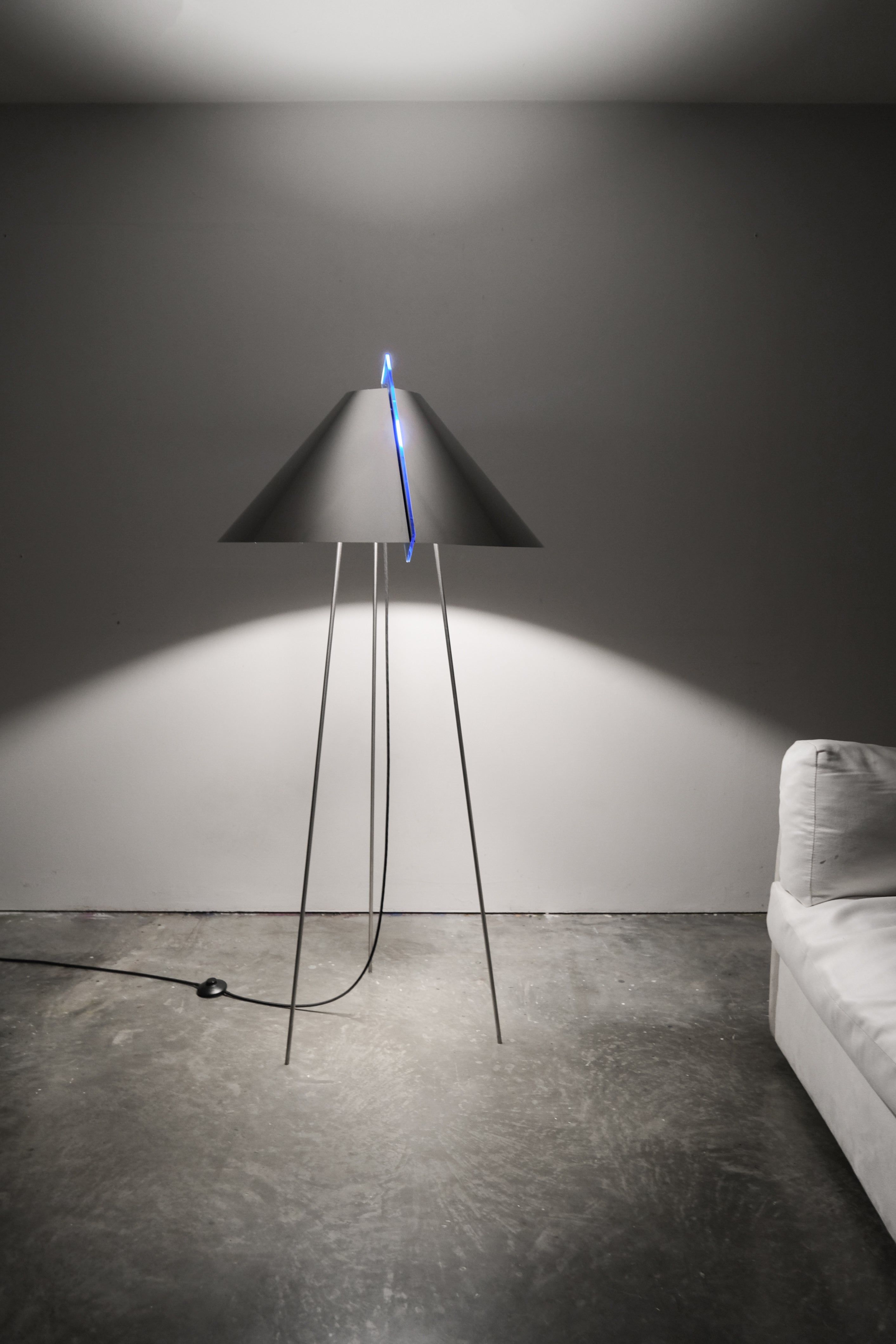 Nui Floor Lamp