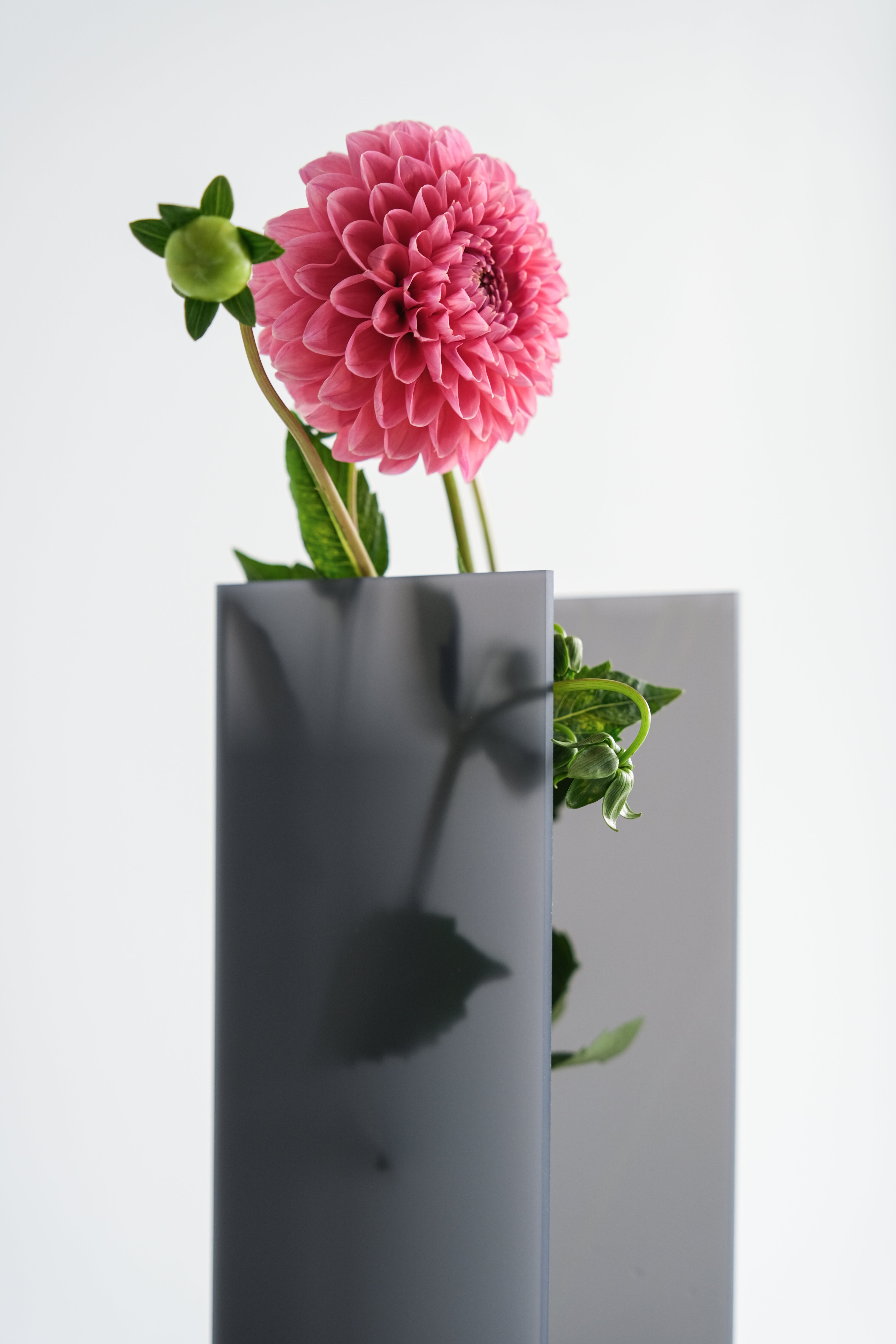 Nook Vase - Smoke
